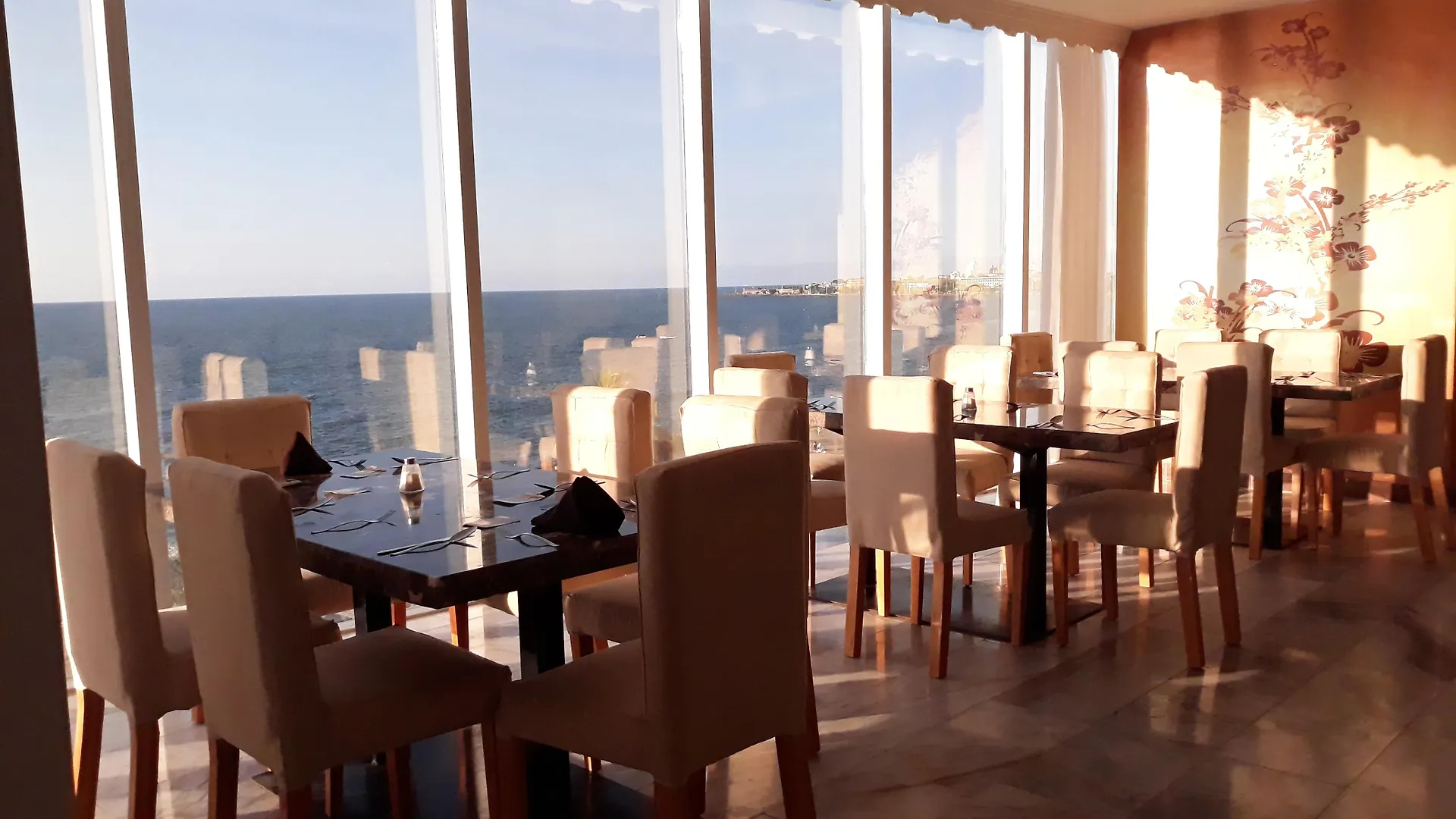 Hotel Cartagena Dubai