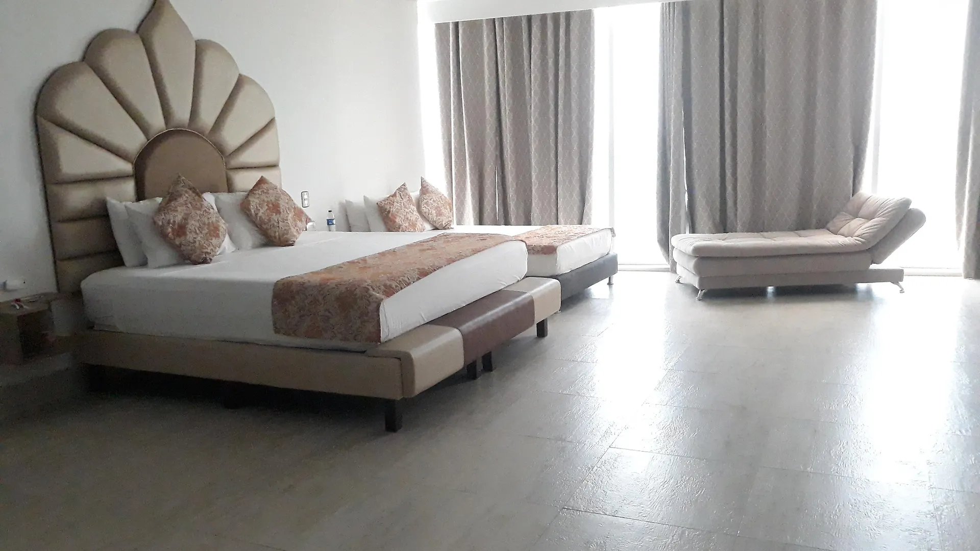 ****  Hotel Cartagena Dubai Colombia